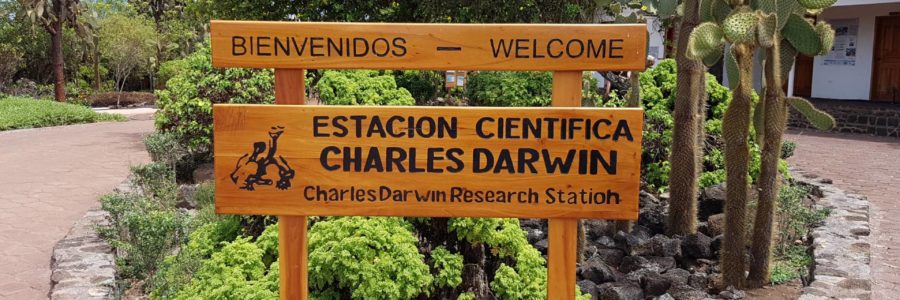 Charles Darwin-Station auf Galapagos - Eingang zur Station