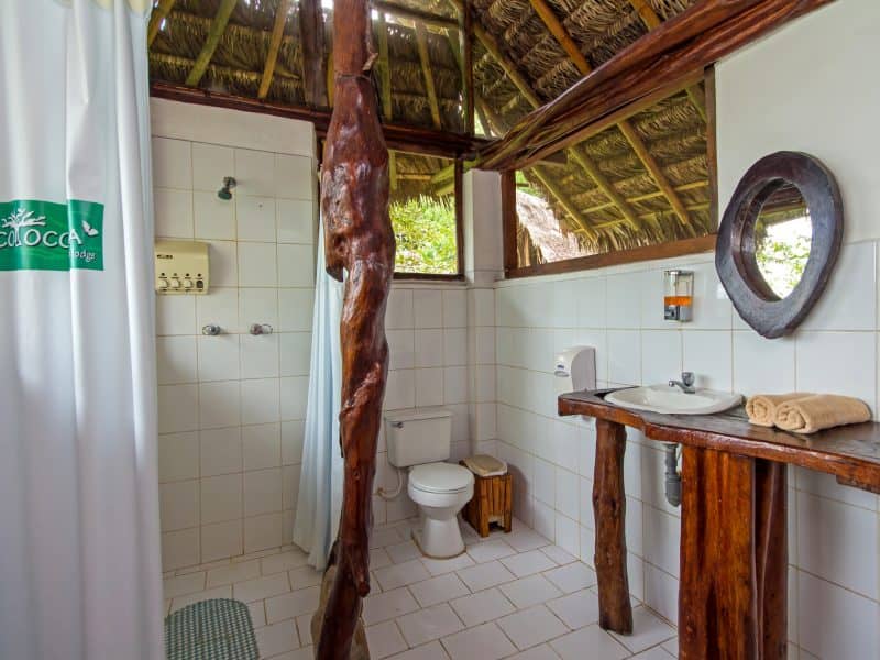 badezimmer in der Cotococha Lodge